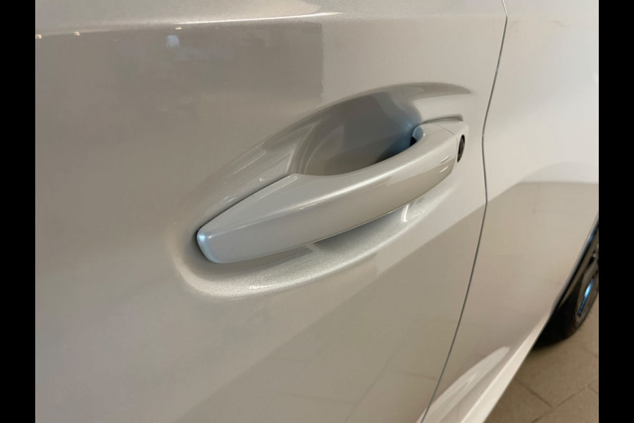 Peugeot 208 1.2 PureTech GT Pack 130PK AUTOMAAT PARELMOER WIT ALCANTARA AIRCO CLIMA NAVI CRUISE STOELVERW APPLE CARPLAY NIEUWSTAAT
