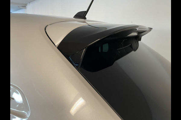 Peugeot 208 1.2 PureTech GT Pack 130PK AUTOMAAT PARELMOER WIT ALCANTARA AIRCO CLIMA NAVI CRUISE STOELVERW APPLE CARPLAY NIEUWSTAAT
