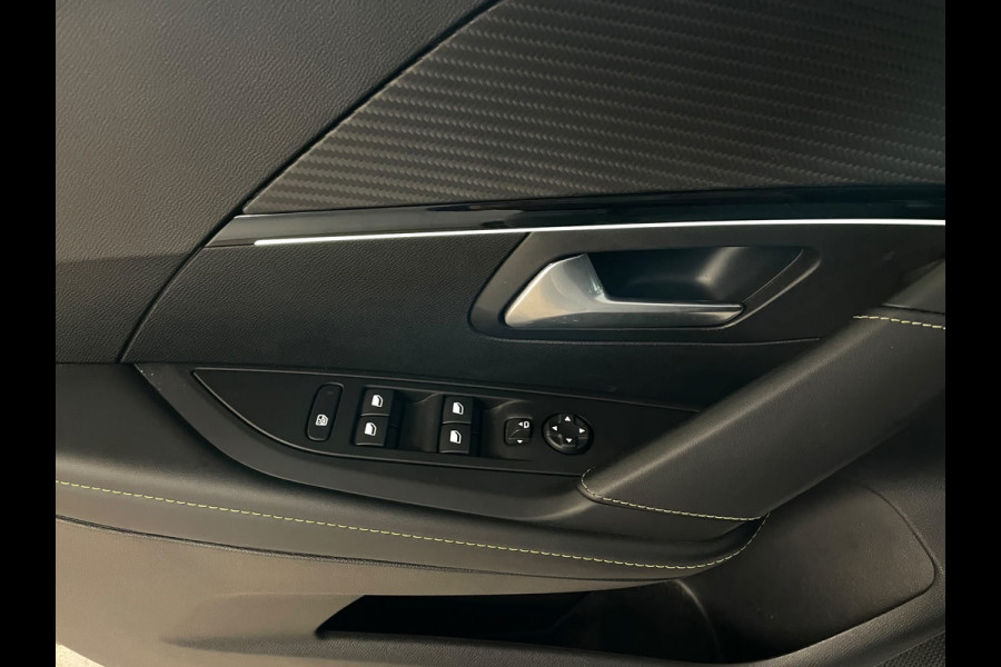 Peugeot 208 1.2 PureTech GT Pack 130PK AUTOMAAT PARELMOER WIT ALCANTARA AIRCO CLIMA NAVI CRUISE STOELVERW APPLE CARPLAY NIEUWSTAAT