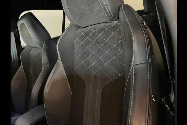 Peugeot 208 1.2 PureTech GT Pack 130PK AUTOMAAT PARELMOER WIT ALCANTARA AIRCO CLIMA NAVI CRUISE STOELVERW APPLE CARPLAY NIEUWSTAAT