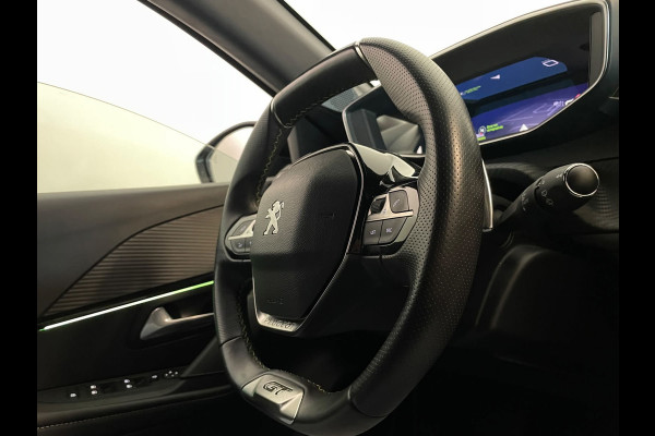 Peugeot 208 1.2 PureTech GT Pack 130PK AUTOMAAT PARELMOER WIT ALCANTARA AIRCO CLIMA NAVI CRUISE STOELVERW APPLE CARPLAY NIEUWSTAAT