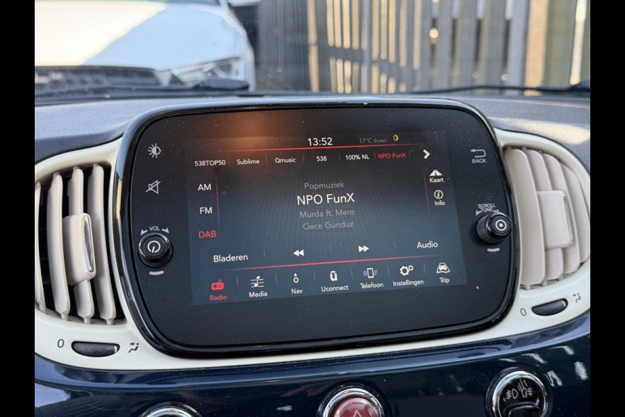 Fiat 500 1.2 Lounge | Panoramadak | Navigatie | Parkeersensoren | DAB | Lichtmetalen Velgen |