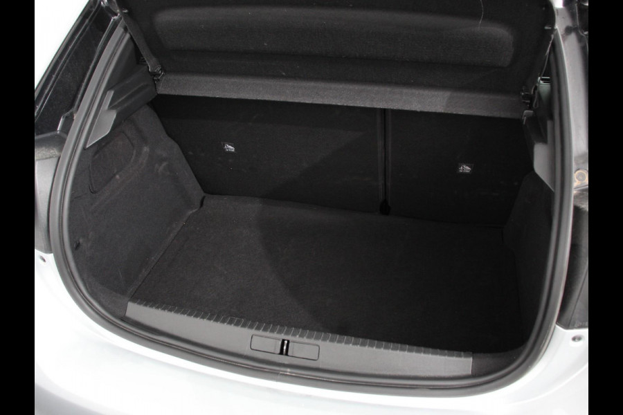Opel Corsa 1.2 Turbo Hybrid 100pk GS Automaat Navigatie Apple Carplay/Android Auto Camera Parkeersensoren Cruise Control Dodehoek assistent Airco Lichtmetalen velgen Virtual Cockpit