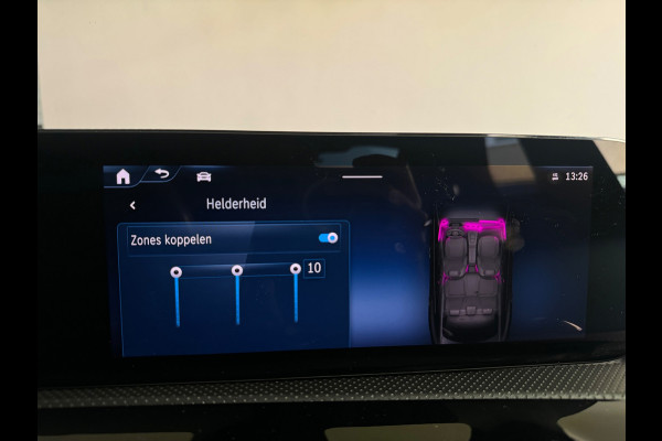 Mercedes-Benz CLA-Klasse 250 e AMG Pano|Memory|Sfeer|Camera|Keyless|Dodehoek