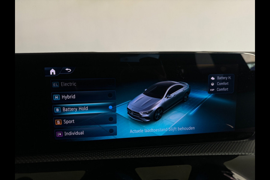 Mercedes-Benz CLA-Klasse 250 e AMG Pano|Memory|Sfeer|Camera|Keyless|Dodehoek