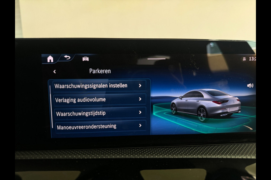 Mercedes-Benz CLA-Klasse 250 e AMG Pano|Memory|Sfeer|Camera|Keyless|Dodehoek