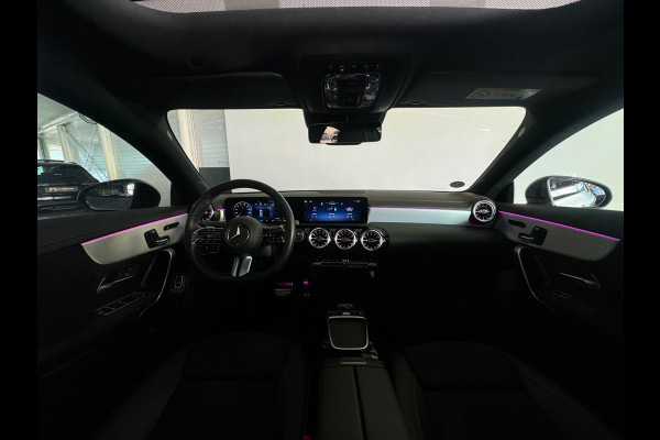 Mercedes-Benz CLA-Klasse 250 e AMG Pano|Memory|Sfeer|Camera|Keyless|Dodehoek