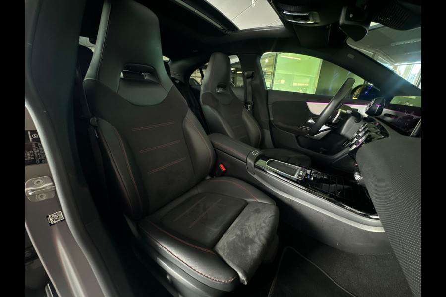 Mercedes-Benz CLA-Klasse 250 e AMG Pano|Memory|Sfeer|Camera|Keyless|Dodehoek