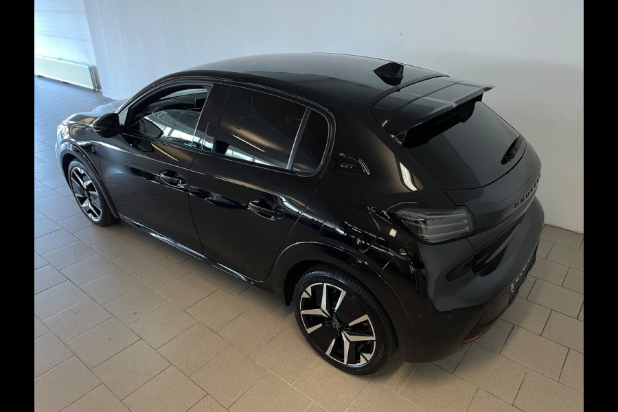 Peugeot 208 1.2 Hybrid 145 e-DCS6 GT AUTOMAAT AIRCO NAVI CRUISE CAMERA BLUETOOTH CENT VERG VELGEN PRIVACYGLAS NETTE AUTO