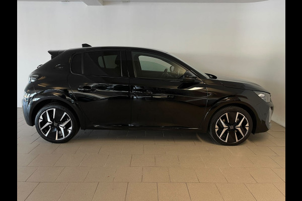 Peugeot 208 1.2 Hybrid 145 e-DCS6 GT AUTOMAAT AIRCO NAVI CRUISE CAMERA BLUETOOTH CENT VERG VELGEN PRIVACYGLAS NETTE AUTO