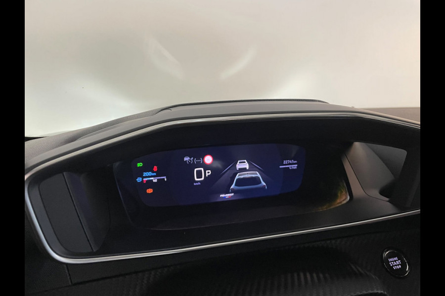 Peugeot 208 1.2 Hybrid 145 e-DCS6 GT AUTOMAAT AIRCO NAVI CRUISE CAMERA BLUETOOTH CENT VERG VELGEN PRIVACYGLAS NETTE AUTO