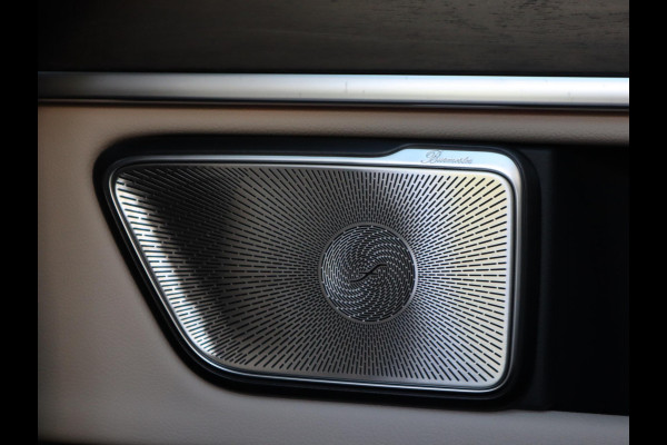 Mercedes-Benz Eqv 300 90 kWh L2 Avantgarde - Alle Opties - AMG - 7 Pers. - Pano