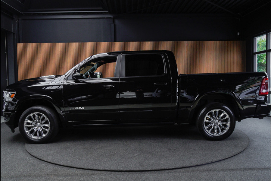 Dodge Ram 1500 5.7 V8 4x4 Crew Cab Laramie Panodak Harman K. Leer Navi Alpine Stoelventilatie Camera Stoelverwarming voor en achter LPG onderbouw LED Elektr. verstelb. pedalen Trekhaak Elektr. in en uitklapbare sidesteps Luchtvering BTW autto