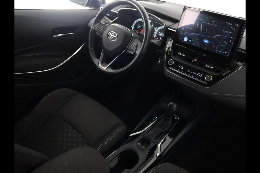Toyota Corolla Touring Sports Hybrid 140 Business Luxury | Stoelverwarming | Apple Carplay & AndoidAUTO | Camera | Privacy Glass |