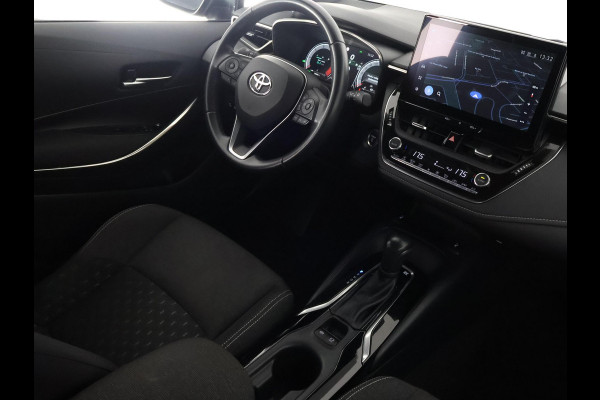 Toyota Corolla Touring Sports Hybrid 140 Business Luxury | Stoelverwarming | Apple Carplay & AndoidAUTO | Camera | Privacy Glass |