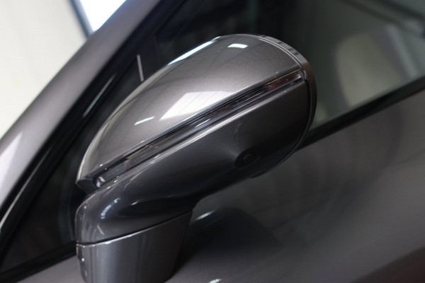 Porsche Cayenne Coupé 3.0 E-Hybrid *Pano*Sport Design*Sportuitlaat*Soft-Close*Sportstoelen*