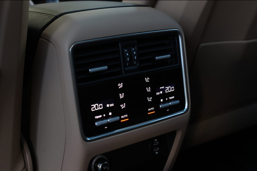 Porsche Cayenne Coupé 3.0 E-Hybrid *Pano*Sport Design*Sportuitlaat*Soft-Close*Sportstoelen*