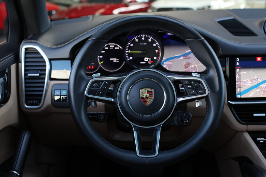 Porsche Cayenne Coupé 3.0 E-Hybrid *Pano*Sport Design*Sportuitlaat*Soft-Close*Sportstoelen*
