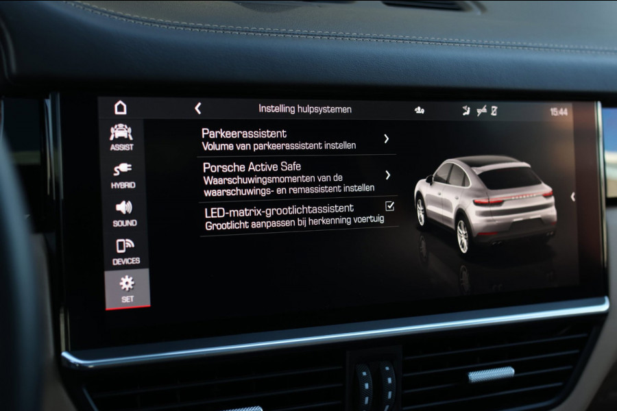Porsche Cayenne Coupé 3.0 E-Hybrid *Pano*Sport Design*Sportuitlaat*Soft-Close*Sportstoelen*
