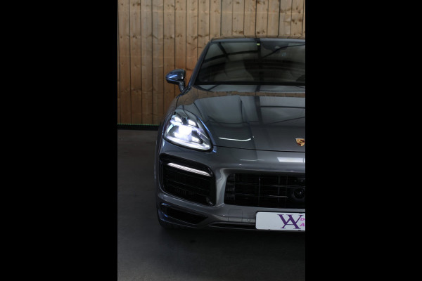 Porsche Cayenne Coupé 3.0 E-Hybrid *Pano*Sport Design*Sportuitlaat*Soft-Close*Sportstoelen*