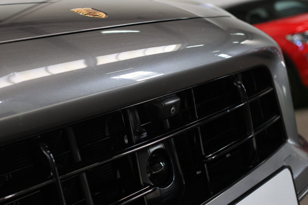Porsche Cayenne Coupé 3.0 E-Hybrid *Pano*Sport Design*Sportuitlaat*Soft-Close*Sportstoelen*