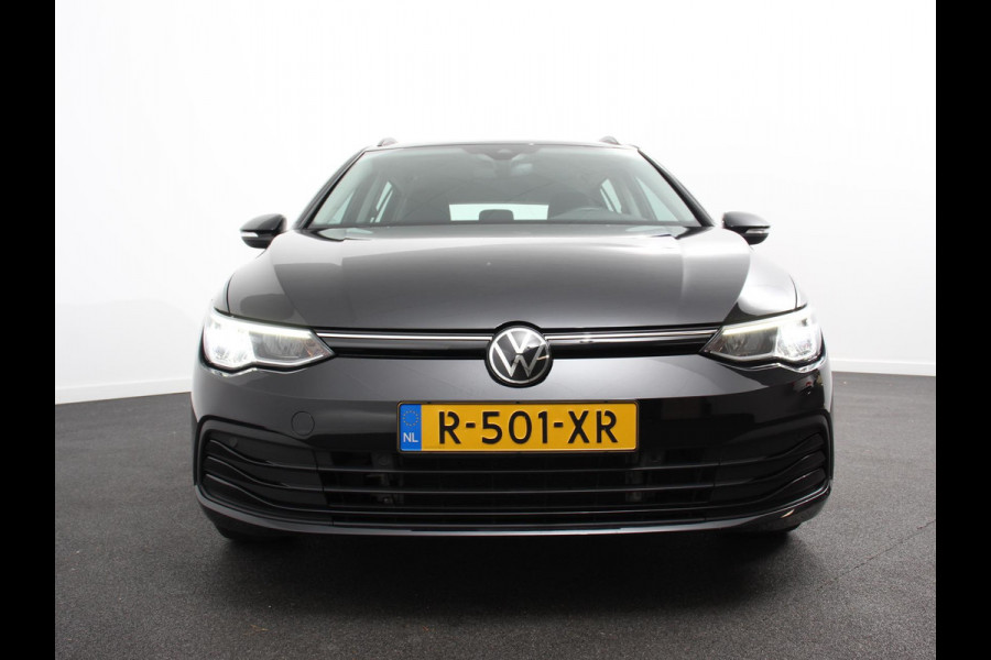 Volkswagen Golf Variant 1.0 TSI 110pk Life Digitale Cockpit  Sfeerverlichting Cruise Control Climate Control Parkeer sensoren Navigatie Apple Carplay/Android Auto  Keyless start