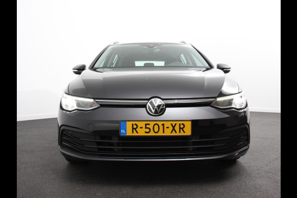 Volkswagen Golf Variant 1.0 TSI 110pk Life Digitale Cockpit  Sfeerverlichting Cruise Control Climate Control Parkeer sensoren Navigatie Apple Carplay/Android Auto  Keyless start