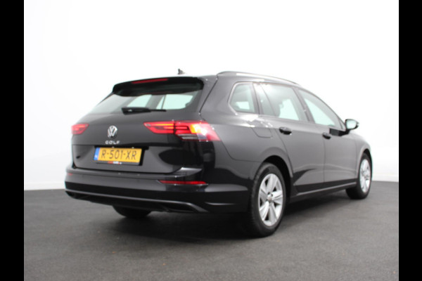 Volkswagen Golf Variant 1.0 TSI 110pk Life Digitale Cockpit  Sfeerverlichting Cruise Control Climate Control Parkeer sensoren Navigatie Apple Carplay/Android Auto  Keyless start