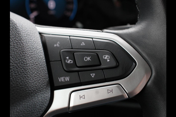 Volkswagen Golf Variant 1.0 TSI 110pk Life Digitale Cockpit  Sfeerverlichting Cruise Control Climate Control Parkeer sensoren Navigatie Apple Carplay/Android Auto  Keyless start
