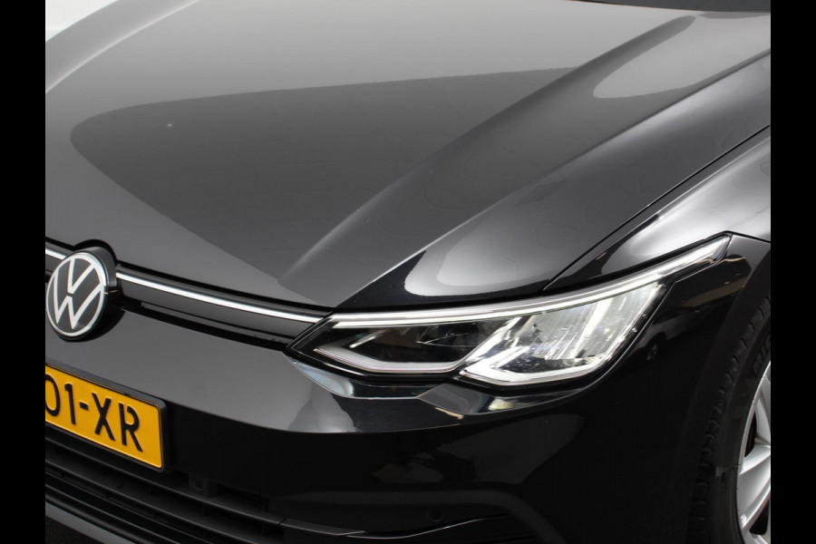 Volkswagen Golf Variant 1.0 TSI 110pk Life Digitale Cockpit  Sfeerverlichting Cruise Control Climate Control Parkeer sensoren Navigatie Apple Carplay/Android Auto  Keyless start