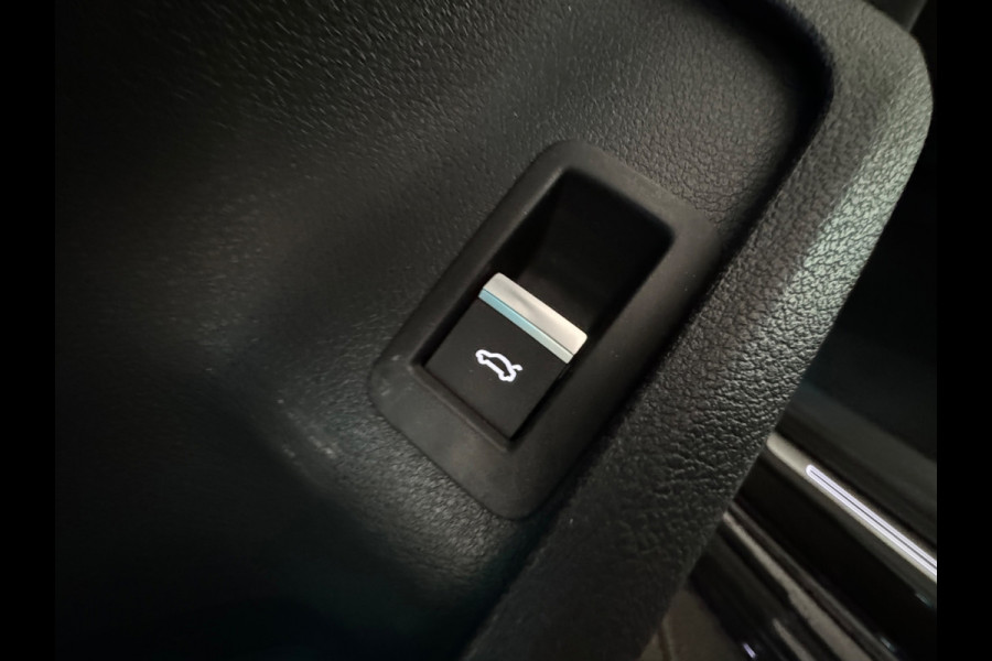 Audi A4 Avant 35 TFSI S Line Pano|Sfeer|Keyless|Camera|Leer
