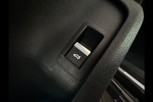 Audi A4 Avant 35 TFSI S Line Pano|Sfeer|Keyless|Camera|Leer