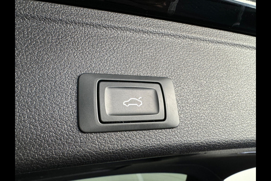Audi A4 Avant 35 TFSI S Line Pano|Sfeer|Keyless|Camera|Leer