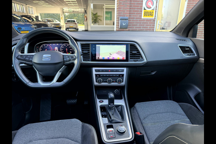 Seat Ateca 1.5 TSI Xperience Business Intense Panoramadak, Trekhaak, 19''Lmv