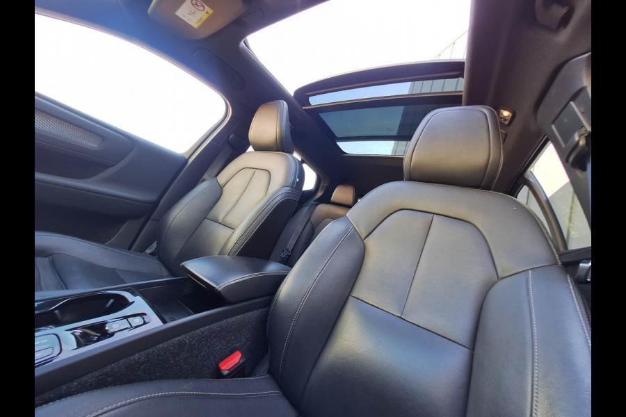 Volvo XC40 1.5 T5 Recharge Inscription | SOH: 85,1% | Pano | Trekhaak 1.800kg | Adaptive CC | H&K | Leder | Memory Seat |