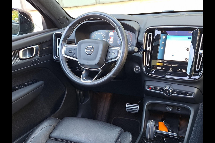 Volvo XC40 1.5 T5 Recharge Inscription | SOH: 85,1% | Pano | Trekhaak 1.800kg | Adaptive CC | H&K | Leder | Memory Seat |