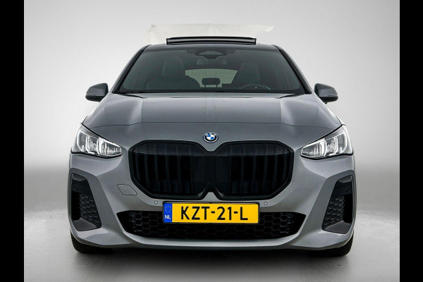 BMW 2 Serie Active Tourer 225e xDrive M-SPORT | PANO | SHADOW-LINE | CAMERA