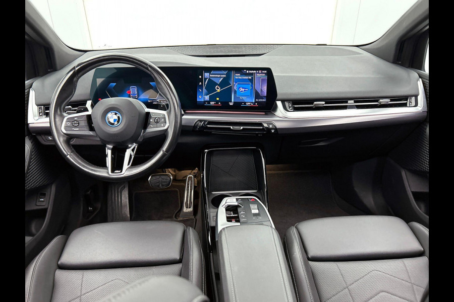 BMW 2 Serie Active Tourer 225e xDrive M-SPORT | PANO | SHADOW-LINE | CAMERA