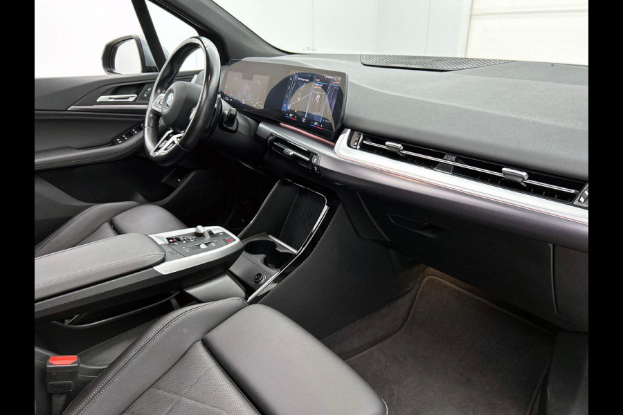 BMW 2 Serie Active Tourer 225e xDrive M-SPORT | PANO | SHADOW-LINE | CAMERA