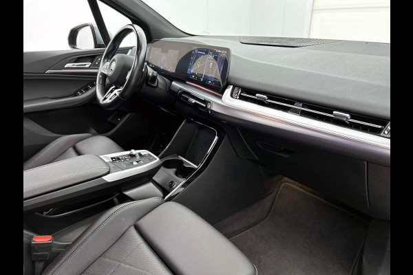 BMW 2 Serie Active Tourer 225e xDrive M-SPORT | PANO | SHADOW-LINE | CAMERA