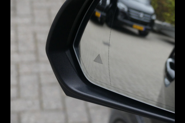Mercedes-Benz V-Klasse 300d Lang Dubbel Cabine LED/Adaptive cruise control/Elek deuren