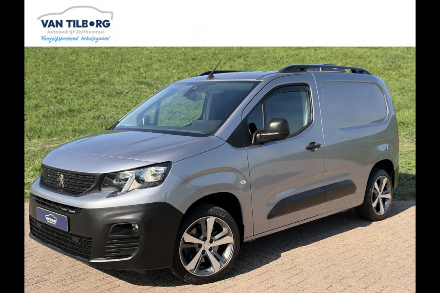 Peugeot Partner 1.5 BlueHDI Premium MAD Luchtvering op achteras | Maxxfan in laadruimte | Laadruimte bekleed met isolatie | PDC & camera A | 1e Eigenaar | NAP
