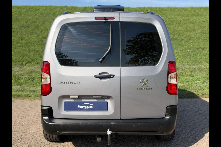 Peugeot Partner 1.5 BlueHDI Premium MAD Luchtvering op achteras | Maxxfan in laadruimte | Laadruimte bekleed met isolatie | PDC & camera A | 1e Eigenaar | NAP