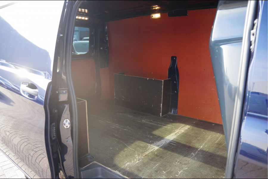 Mercedes-Benz Vito 119 CDI L2 AUT. LED, TREKHAAK, STOELVERWARMING, CLIMA, CAMERA, CRUISE, NL AUTO, NAP