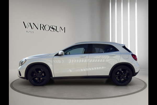 Mercedes-Benz GLA 180 Premium | Pano | Leder sportstoelen | Camera | 18" | Cruise |