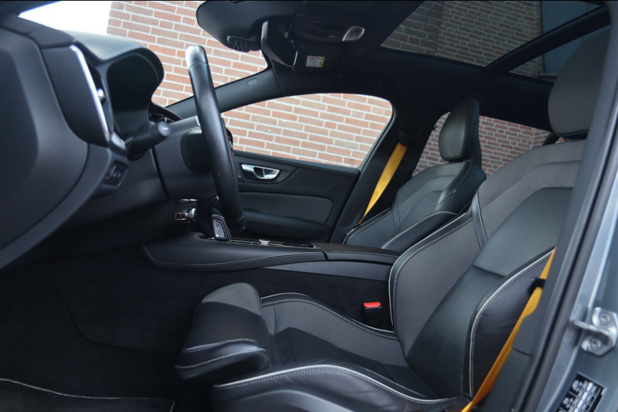 Volvo V60 2.0 T8 AWD Polestar Engineered / PANODAK / B&W / 1e Eigenaar / UNIEK!