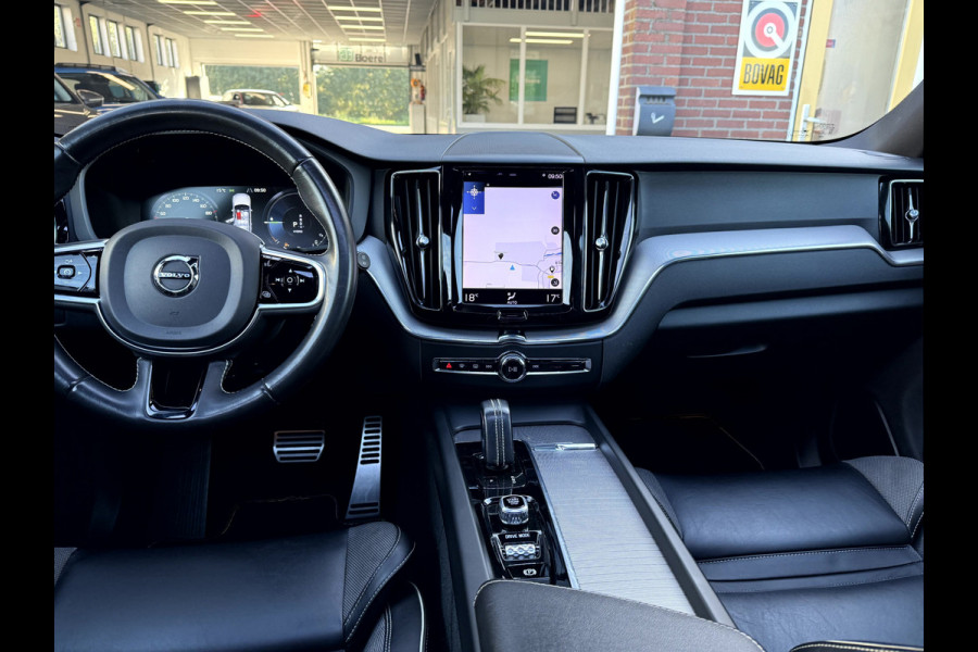 Volvo XC60 2.0 Recharge T6 AWD R-Design Panoramadak, Camera, 19''Lmv