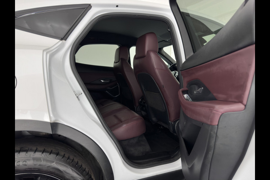 Jaguar E-Pace 1.5 P300e AWD R-Dynamic HSE (Plug-in) {SoH-99%} (INCL.BTW) *LEATHER | FULL-LED | MEMORY-PACK | MERIDIAN-SOUND | BLIND-SPOT | CAMERA | NAVI-FULLMAP | HEATED-SPORTSEATS | DAB+ | KEYLESS | ECC | PDC | CRUISE | 20''ALU*
