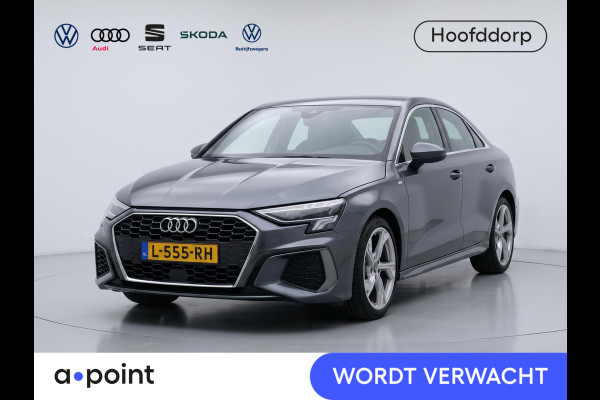 Audi A3 Limousine 35 TFSI S edition 150 pk S-tronic | Navigatie | Trekhaak (afneembaar) | Parkeersensoren (achter) | Cruise control | Apple carplay / Android auto | Draadloze telefoonlader | S-Line |