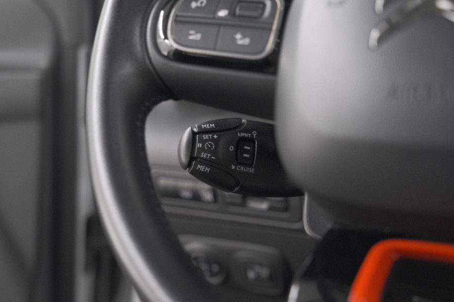 Citroën C3 Aircross PureTech 130 EAT6 S&S Shine | Panoramadak | Allseason Banden | Camera | HIFI Audio Systeem